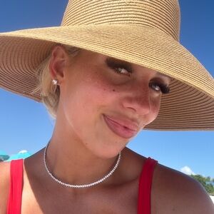 Stylish Tan Wide-Brim Hat